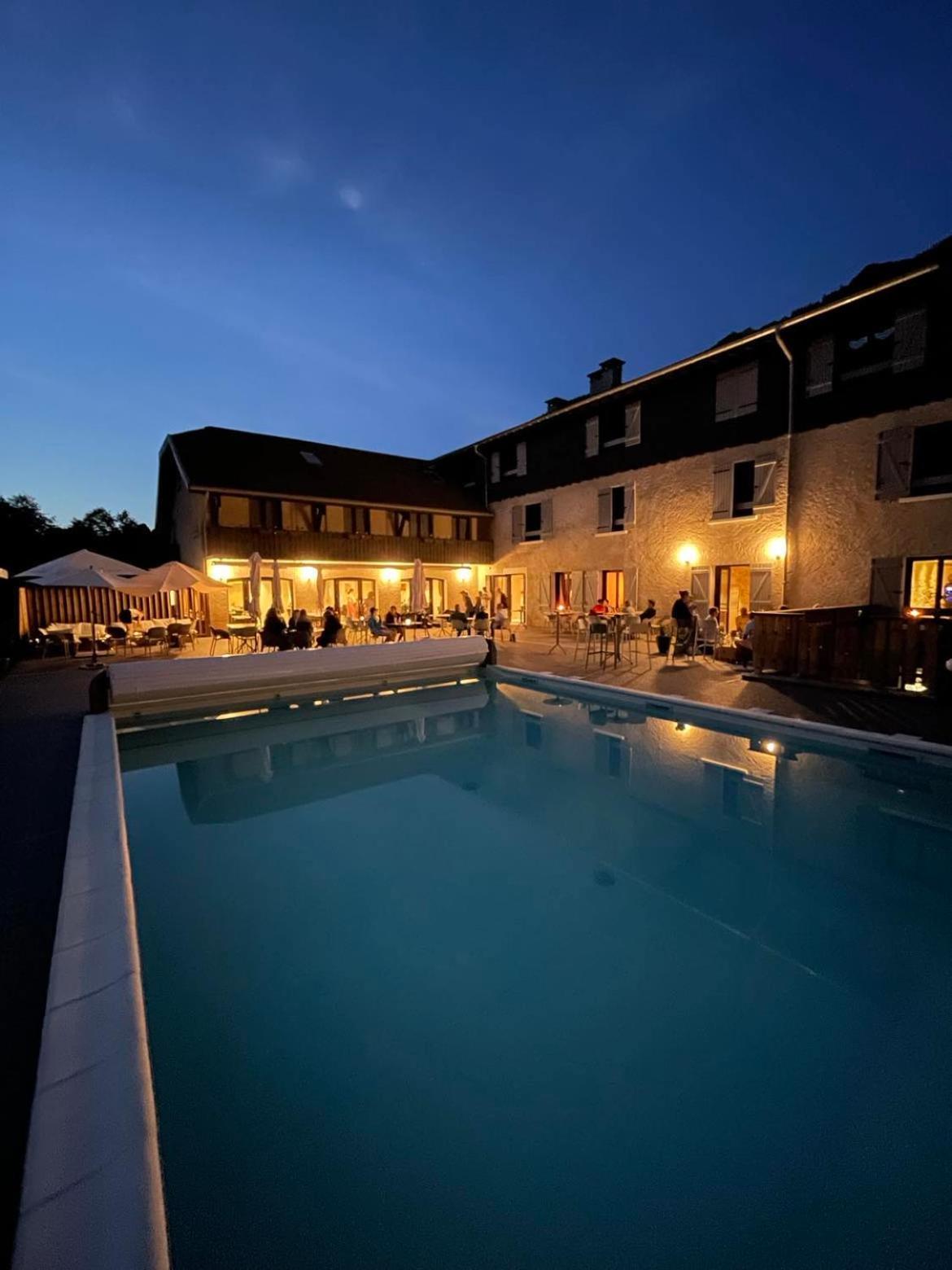 Hotel Restaurant Le Madame La Ferrière Esterno foto